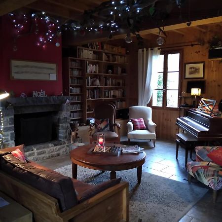 La Grande Ourse Bed and Breakfast Campan Eksteriør billede
