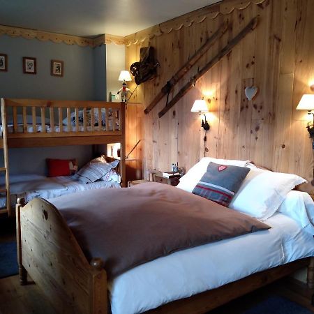 La Grande Ourse Bed and Breakfast Campan Eksteriør billede