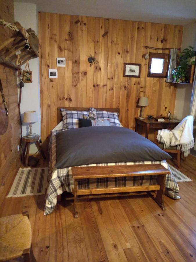 La Grande Ourse Bed and Breakfast Campan Eksteriør billede